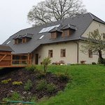 Solární systém pro ohřev vody a přitápění v rodinném domě na Havlíčkobrodsku.
