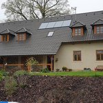Solární systém pro ohřev vody a přitápění v rodinném domě na Havlíčkobrodsku.